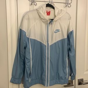 2X 💙 Nike Sportswear Windrunner Women's Plus Size blue & white/ off white